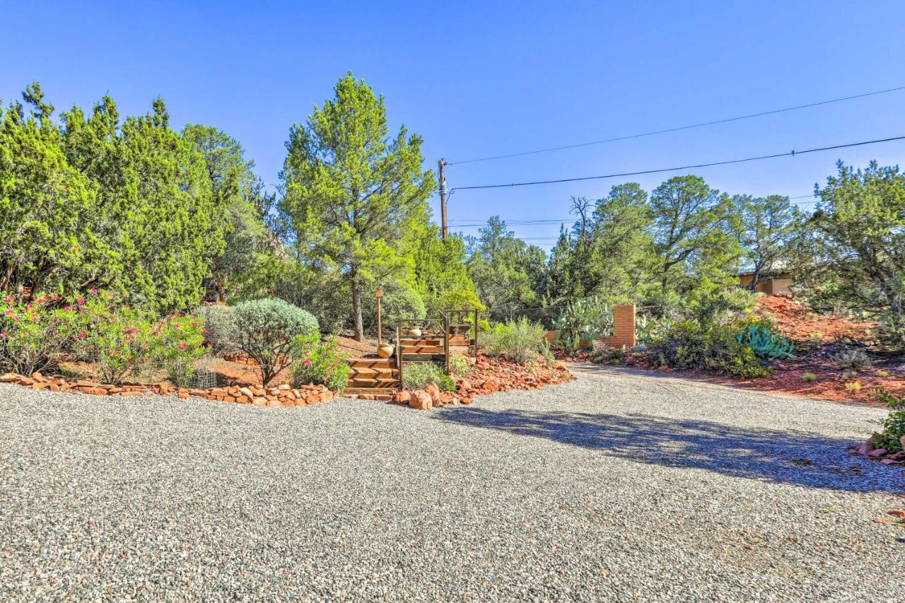 Bright Sedona Home With Deck And Mountain Views! Exterior photo