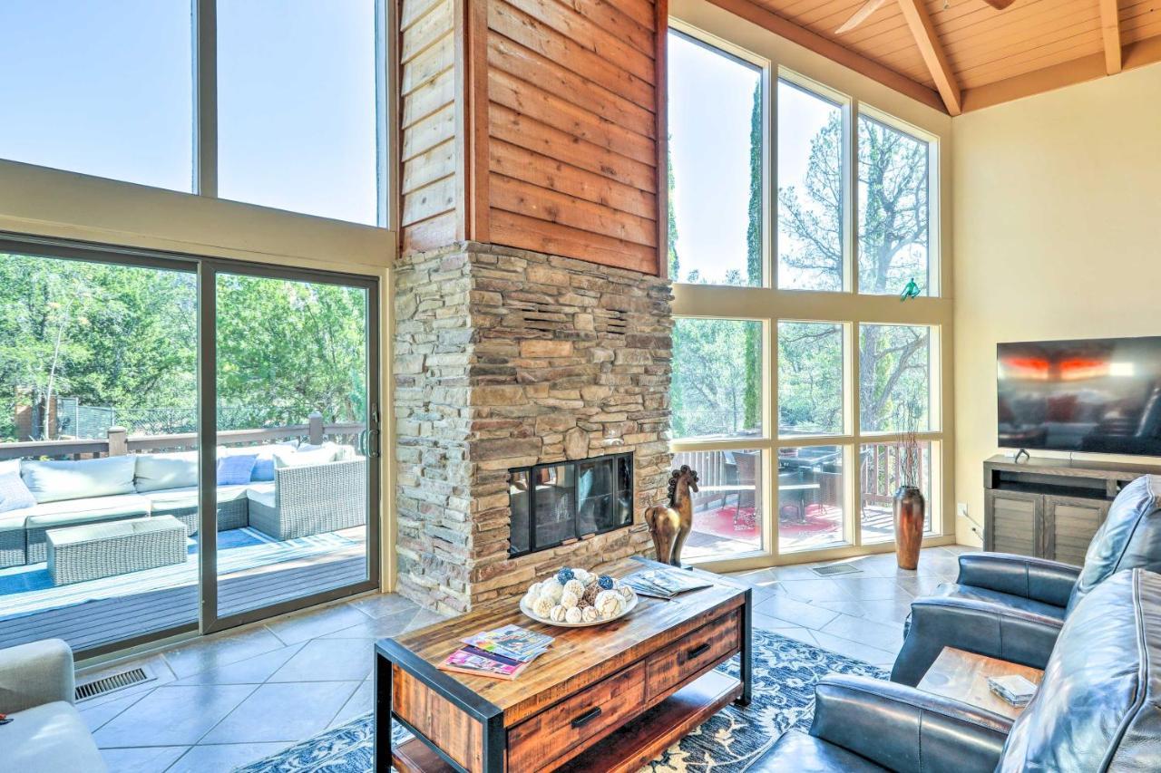 Bright Sedona Home With Deck And Mountain Views! Exterior photo