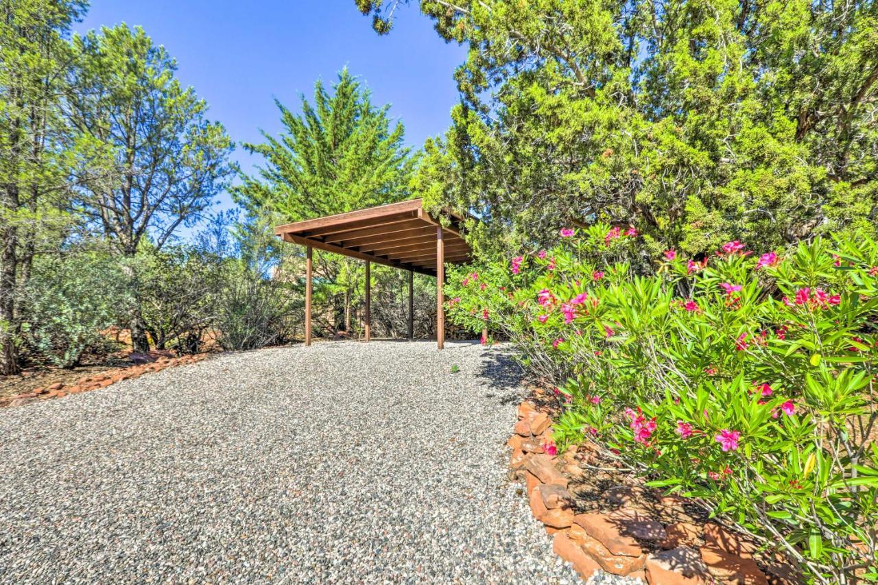 Bright Sedona Home With Deck And Mountain Views! Exterior photo